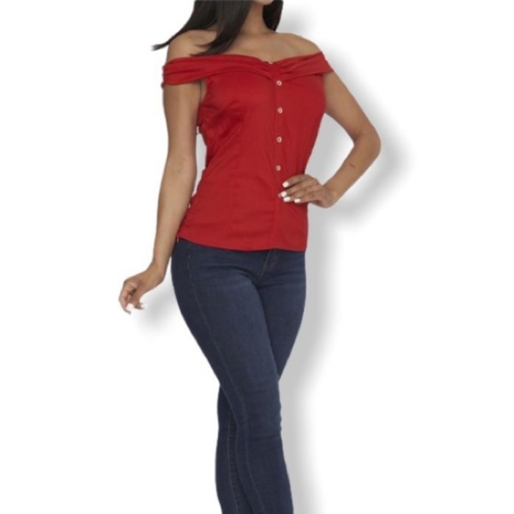 Red Off Shoulder Top-Pullover